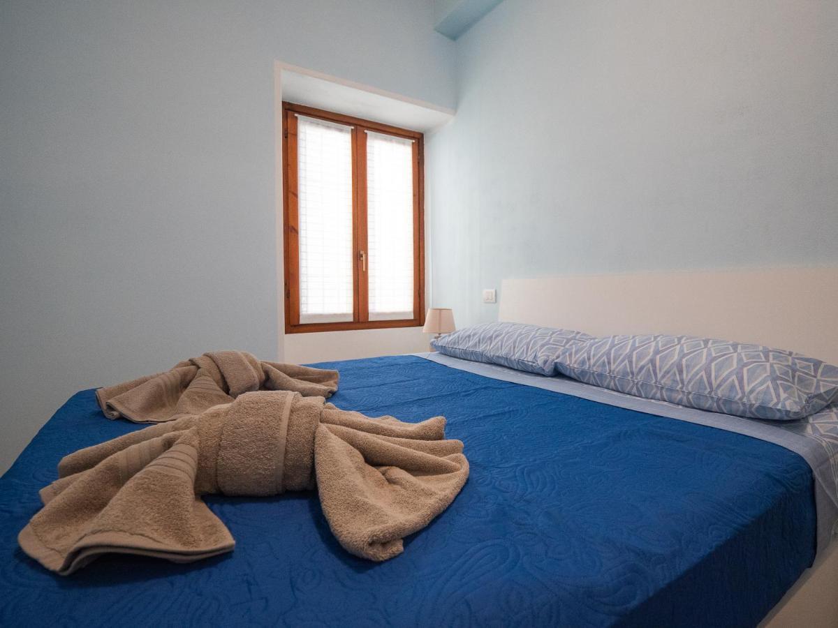 Camelia House Apartment Bellano Bagian luar foto