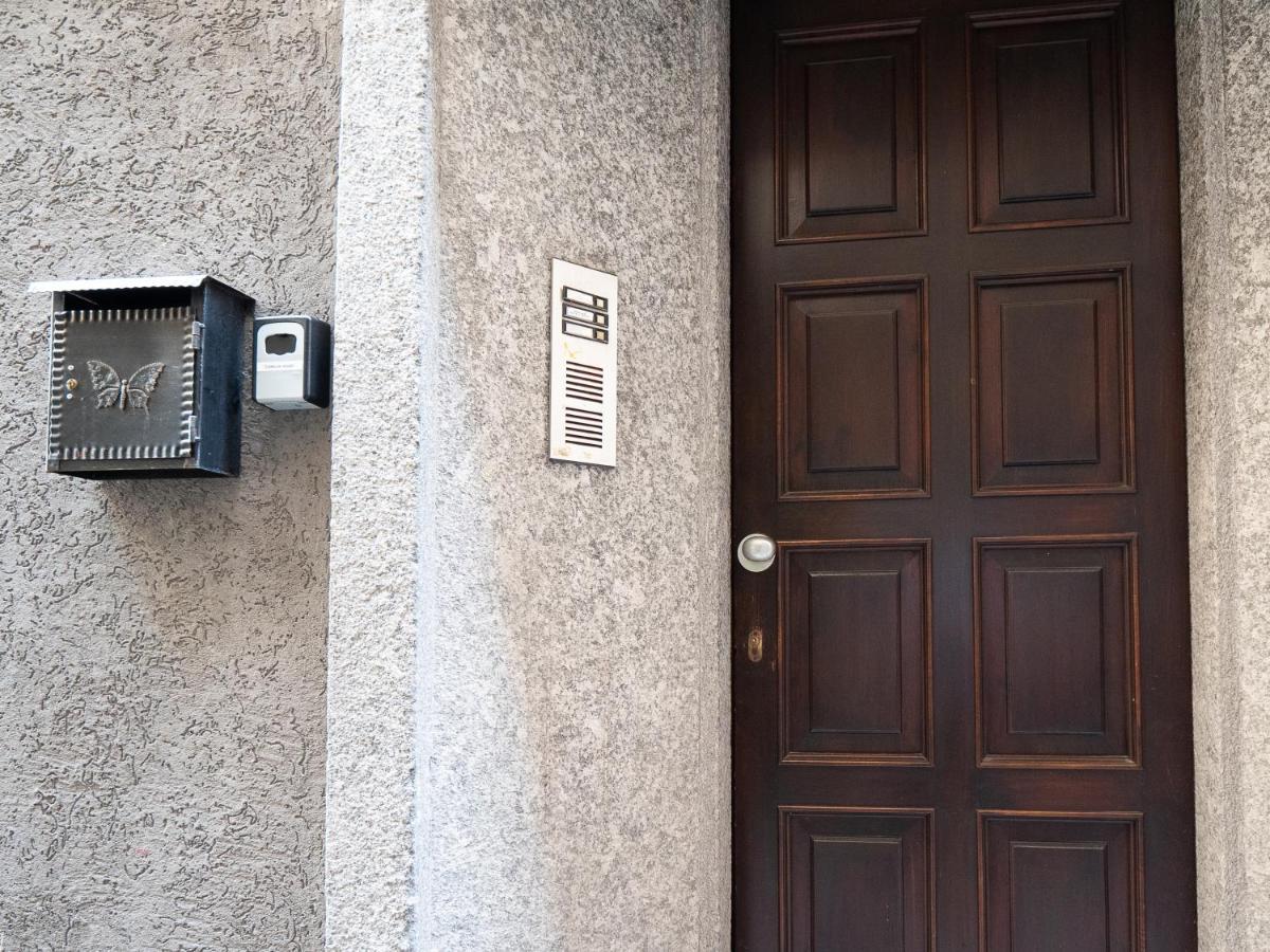Camelia House Apartment Bellano Bagian luar foto